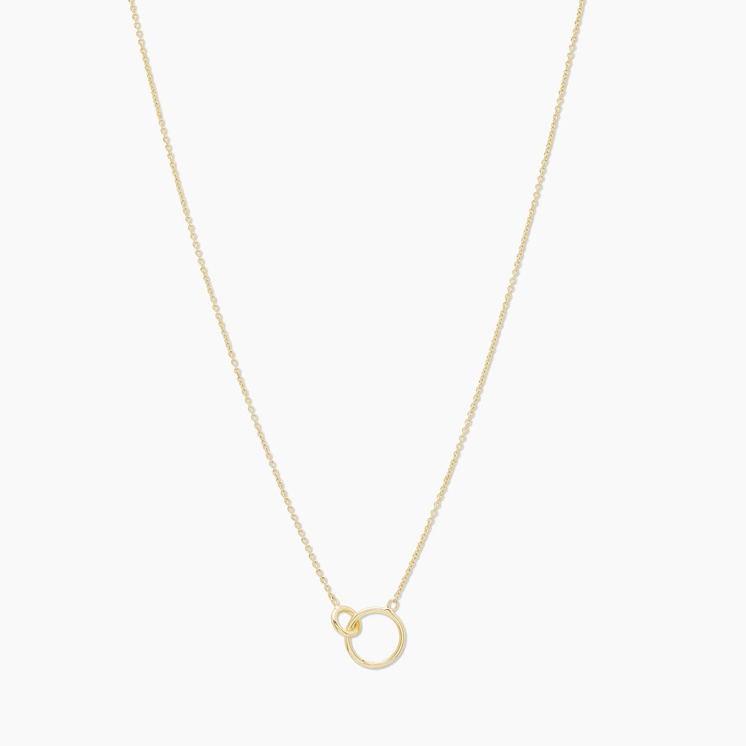 Wilshire Interlocking Circles Necklace